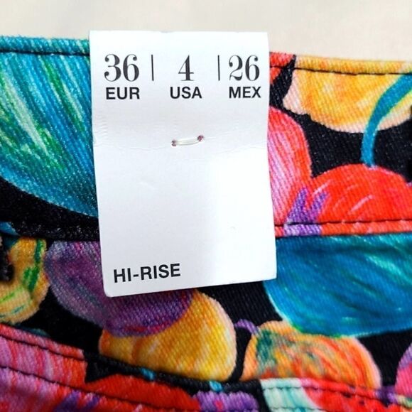 Zara‎ Trafaluc Collection High Rise Shorts 4 - Picture 11 of 13